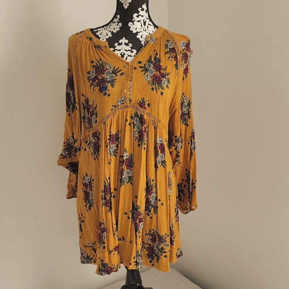 UMGEE Mustard Dress with Floral Print, Size Large